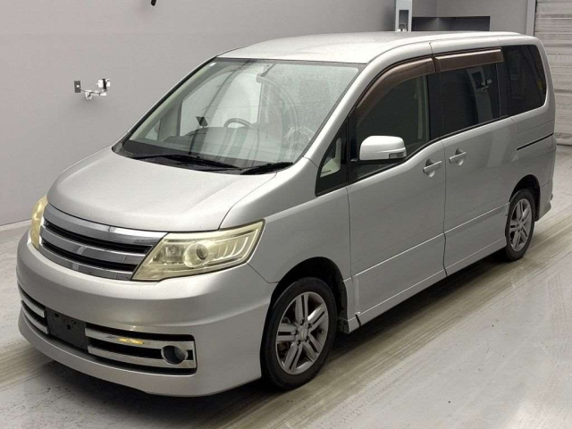 NISSAN SERENA 2010