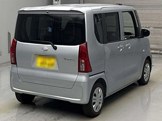 DAIHATSU TANTO 2024