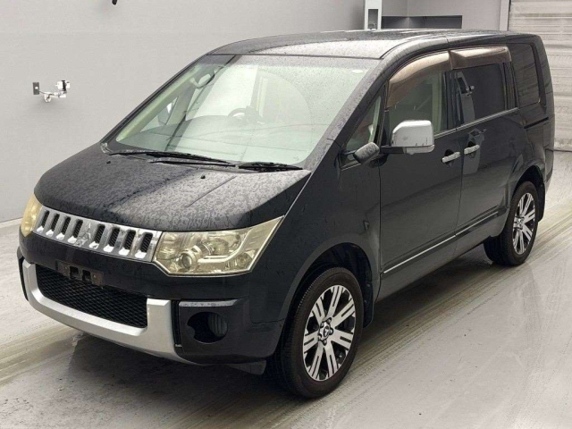 MITSUBISHI DELICA D5 2008