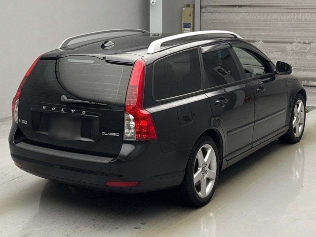 VOLVO V50 2012