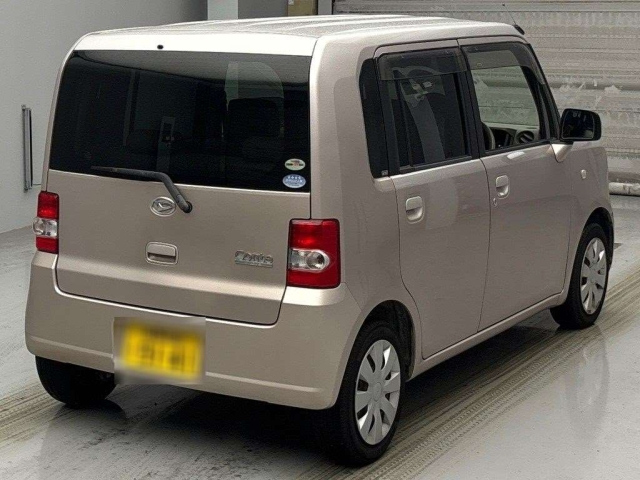 DAIHATSU MOVE CONTE 2010