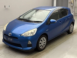 TOYOTA AQUA 2013