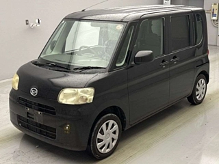 DAIHATSU TANTO 2011