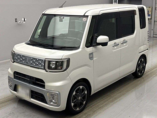 DAIHATSU WAKE 2014