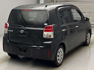 TOYOTA SPADE 2012