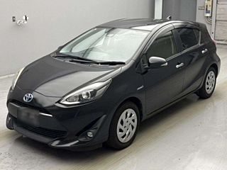 TOYOTA AQUA 2019