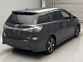 TOYOTA WISH 2012