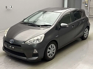 TOYOTA AQUA 2012
