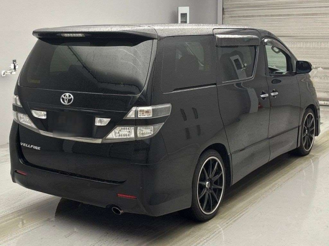 TOYOTA VELLFIRE 2010