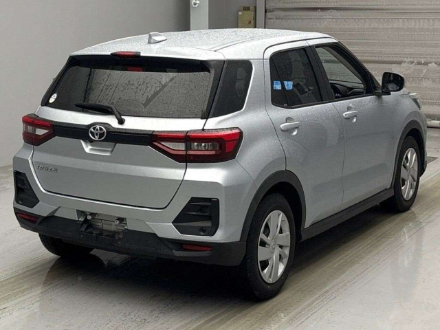 TOYOTA RAIZE 2021