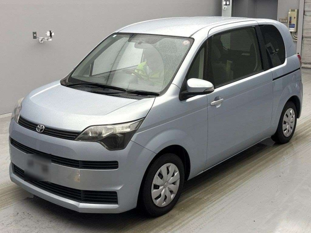 TOYOTA SPADE 2014