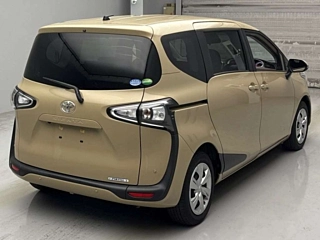 TOYOTA SIENTA 2018