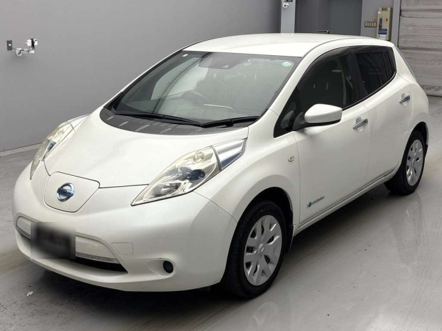 NISSAN LEAF 2016
