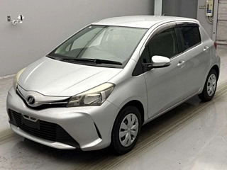 TOYOTA VITZ 2014