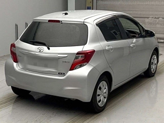 TOYOTA VITZ 2014