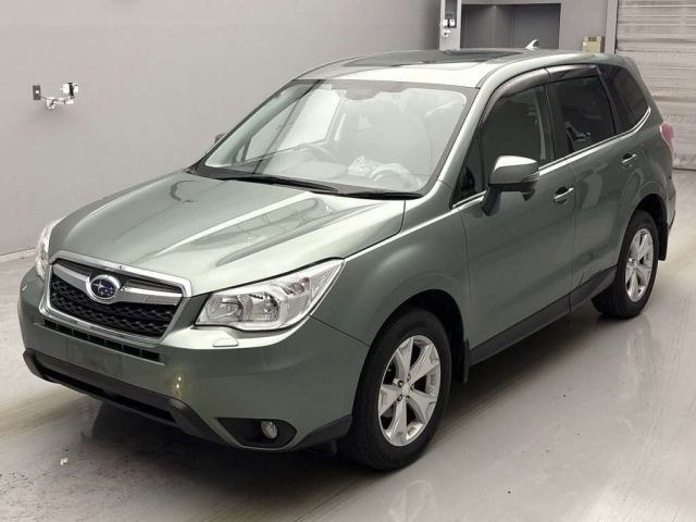 SUBARU FORESTER 2015
