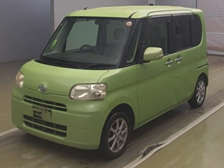 DAIHATSU TANTO 2010