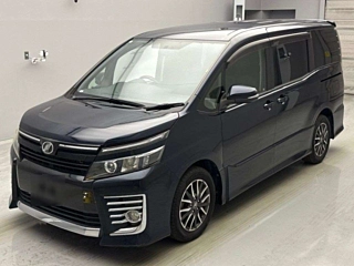 TOYOTA VOXY 2014
