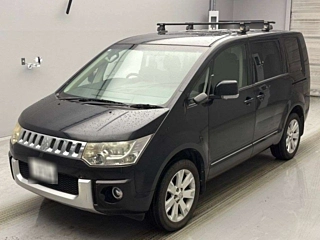 MITSUBISHI DELICA D5 2010