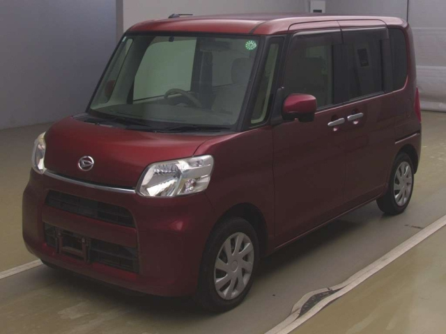 DAIHATSU TANTO 2015