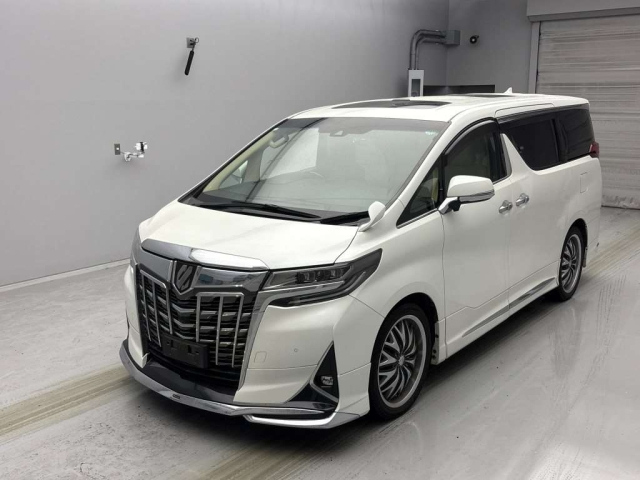 TOYOTA ALPHARD 2018