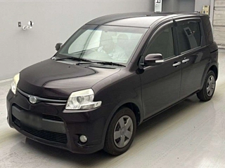 TOYOTA SIENTA 2013