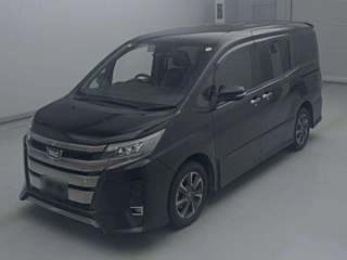 TOYOTA NOAH 2020