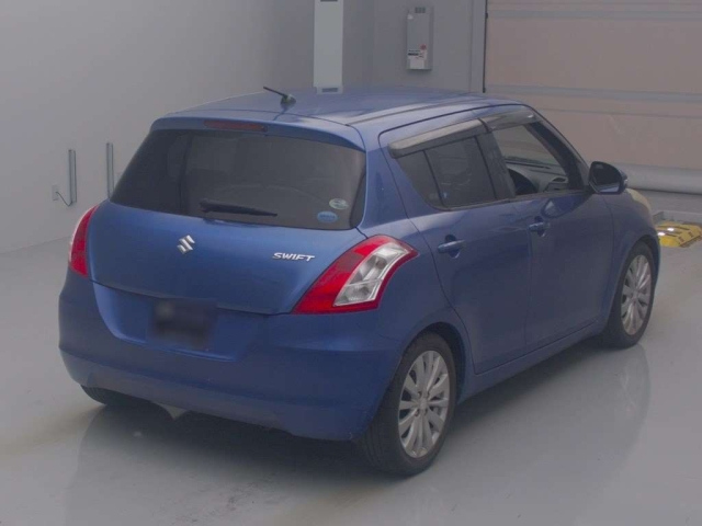 SUZUKI SWIFT 2011
