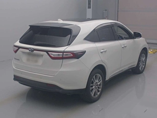 TOYOTA HARRIER 2018