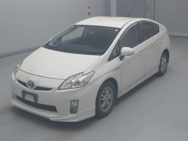 TOYOTA PRIUS 2011