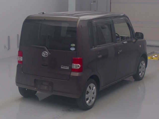 DAIHATSU MOVE CONTE 2016
