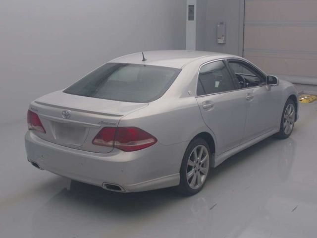 TOYOTA CROWN 2009