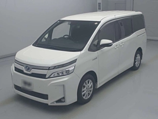 TOYOTA VOXY 2019