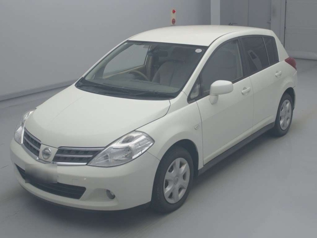 NISSAN TIIDA 2008