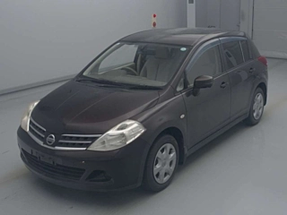 NISSAN TIIDA 2011