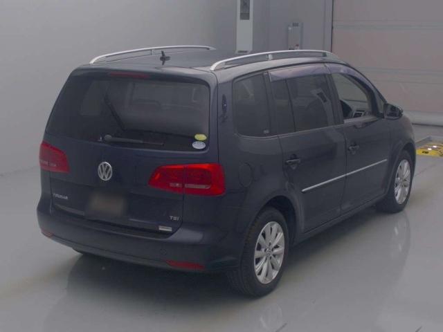VOLKSWAGEN GOLF TOURAN 2011