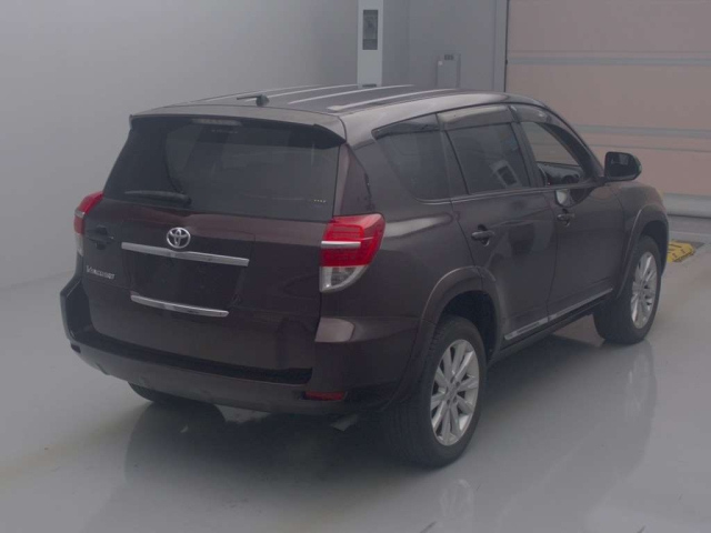 TOYOTA VANGUARD 2010