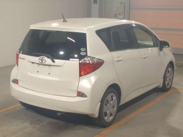 TOYOTA RACTIS 2013