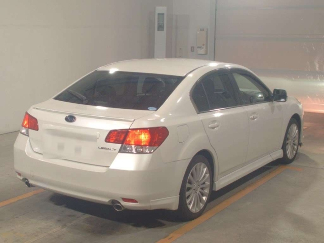 SUBARU LEGACY B4 2010