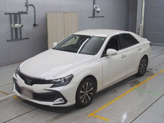 TOYOTA MARK X 2019