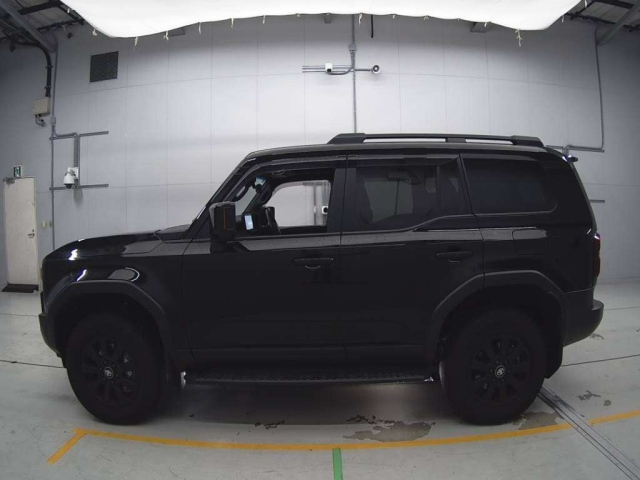 TOYOTA LAND CRUISER 2024