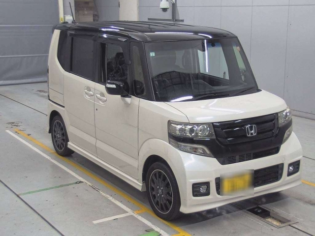 HONDA N BOX 2015
