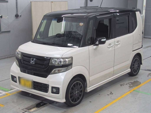 HONDA N BOX 2015