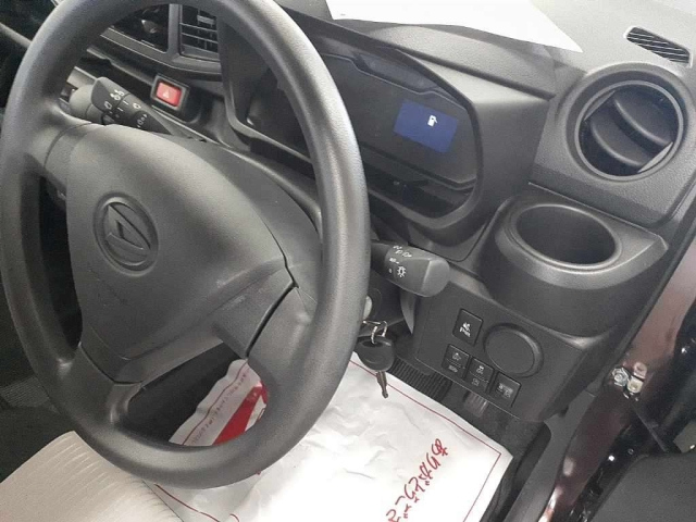 DAIHATSU MIRA E S 2025