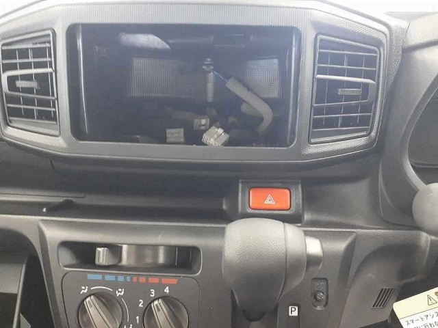 DAIHATSU MIRA E S 2025