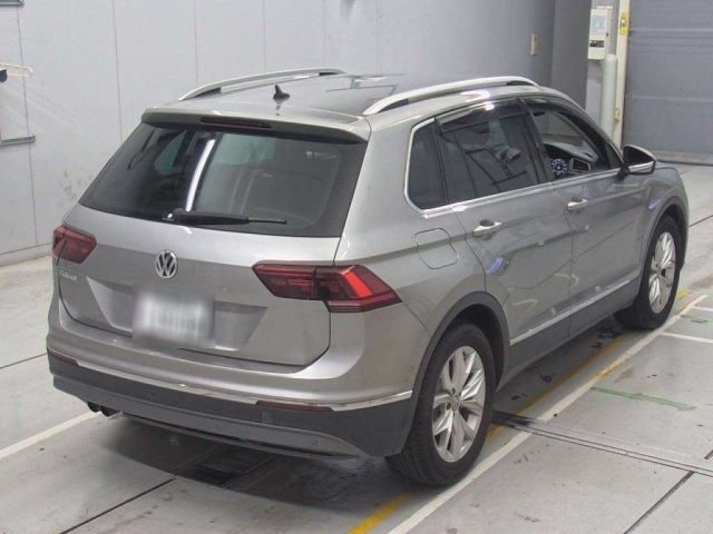 VOLKSWAGEN TIGUAN 2018