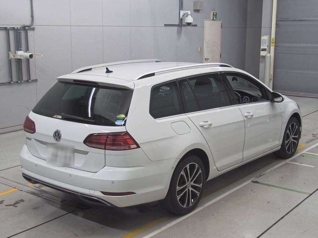 VOLKSWAGEN GOLF VARIANT 2020