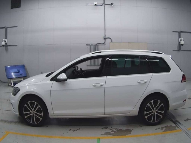 VOLKSWAGEN GOLF VARIANT 2020