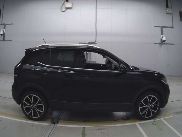 VOLKSWAGEN T-CROSS 2021