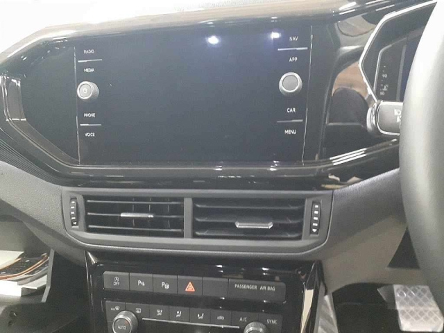 VOLKSWAGEN T-CROSS 2021